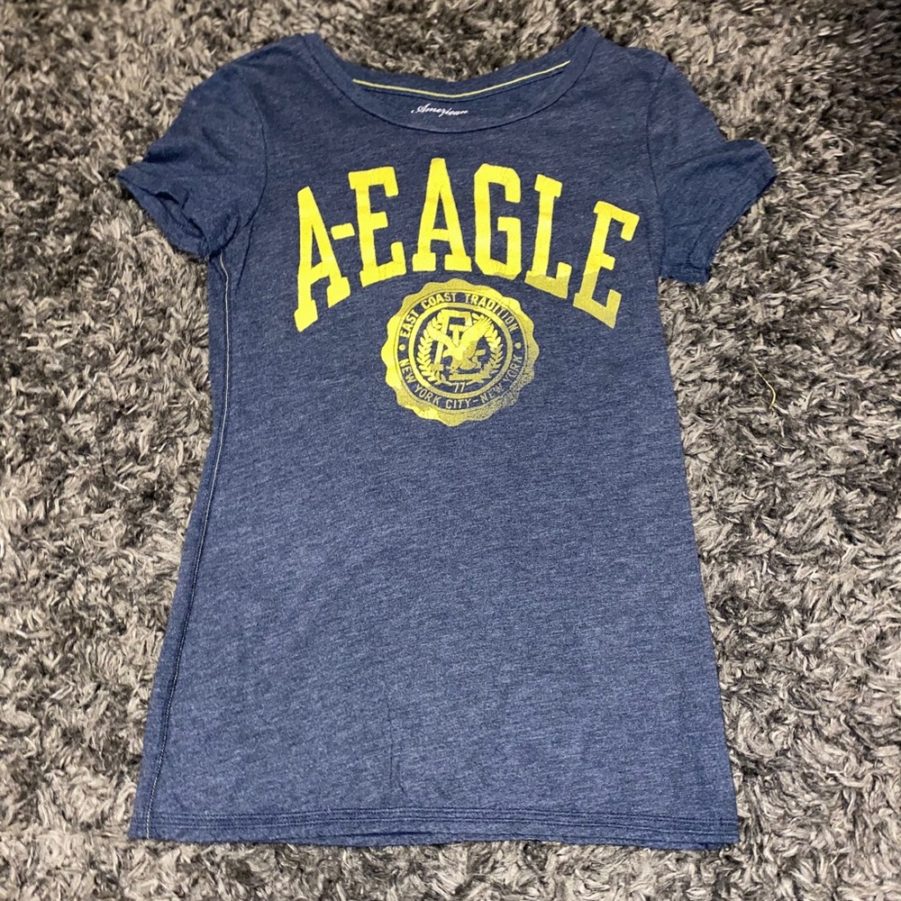 American Eagle Tshirt
